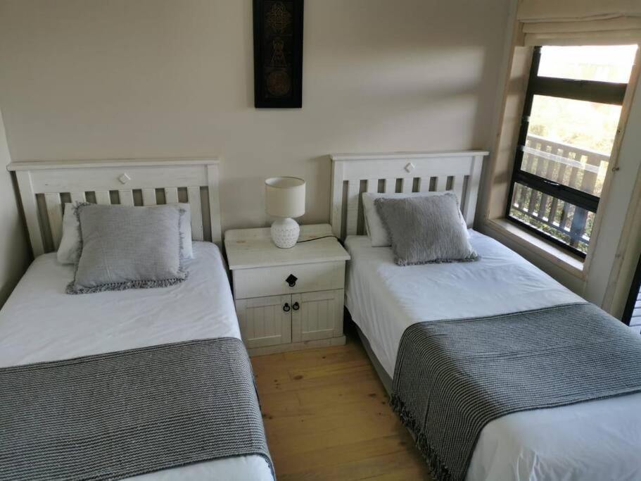 Beach House Merak Great Brak River Экстерьер фото