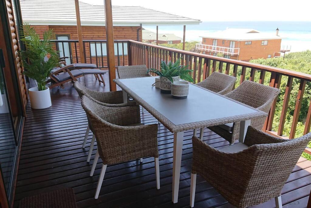 Beach House Merak Great Brak River Экстерьер фото